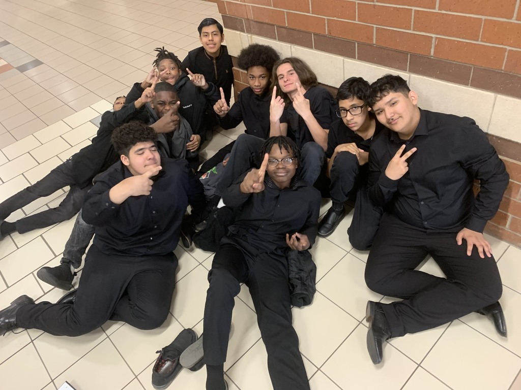 🏆💪Hard work pays off! Our award-winning Junior High Choir earned 1st Division in the Concert category under the leadership of Ms. Leah Brown at the UIL Concert & Sight Reading Contest on Tuesday. #TheChapelHillWay